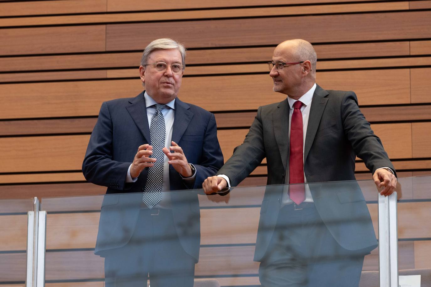 El pleno de las Cortes de Castilla y León, en imágenes