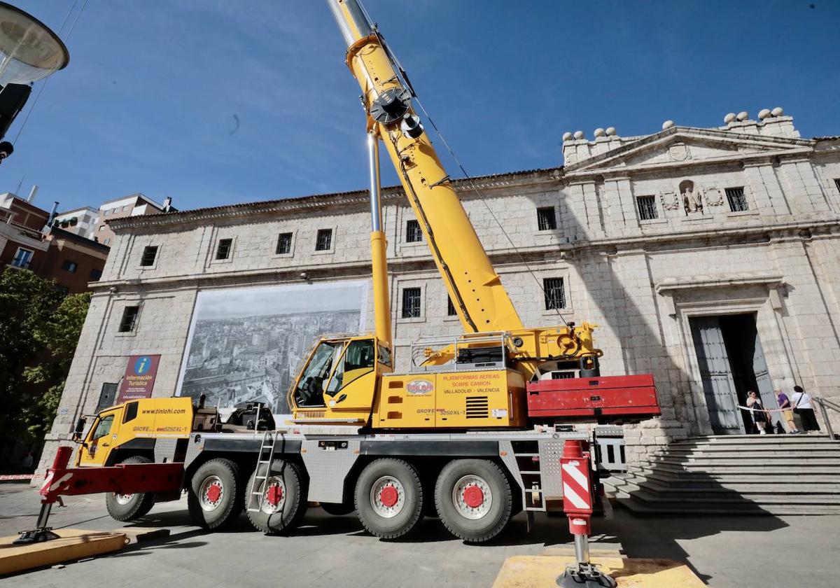 Las imágenes de la instalación de las casetas de obra en el patio de San Benito