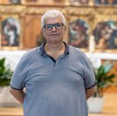 «Al principio me costó compaginar trabajo, familia y mi labor en la iglesia»