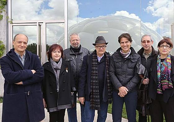 Gustavo Martín Garzo, Esperanza Ortega, Tomás Salvador, Miguel Casado, Carlos Ortega, Luis Marigómez y Olvido García Valdés.