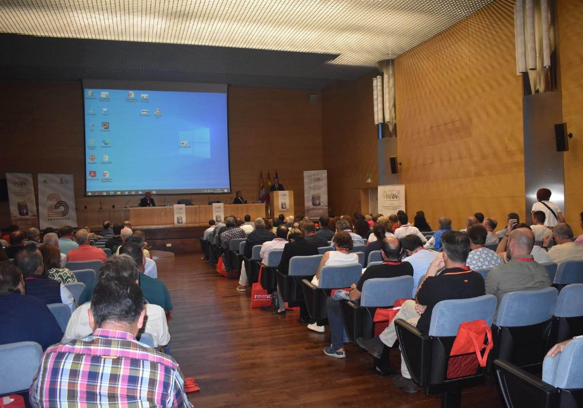 El consejero de Agricultura, Ganadería y Desarrollo Rural, Gerardo Dueñas, durante la clausura de la jornada.