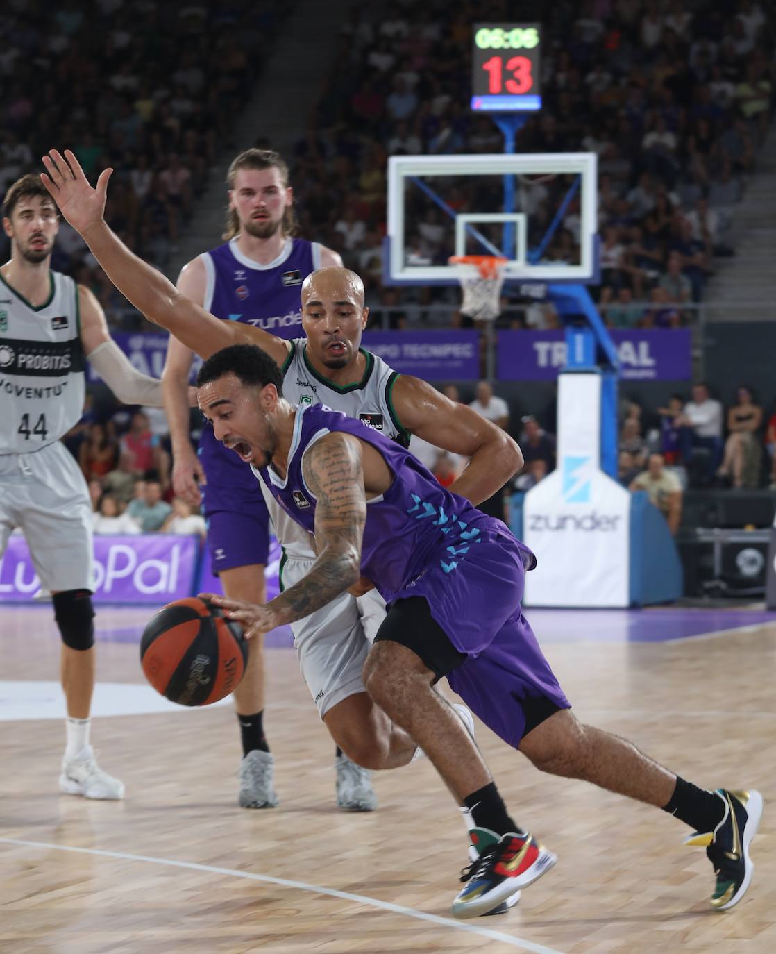 Zunder Palencia 69-75 Joventut Badalona