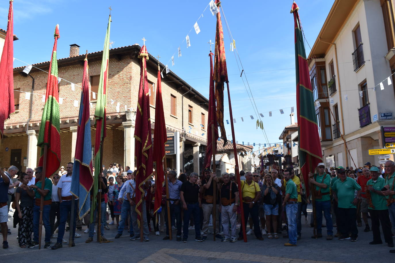 Cervera se tiñe de tradiciones en el Día de la Provincia