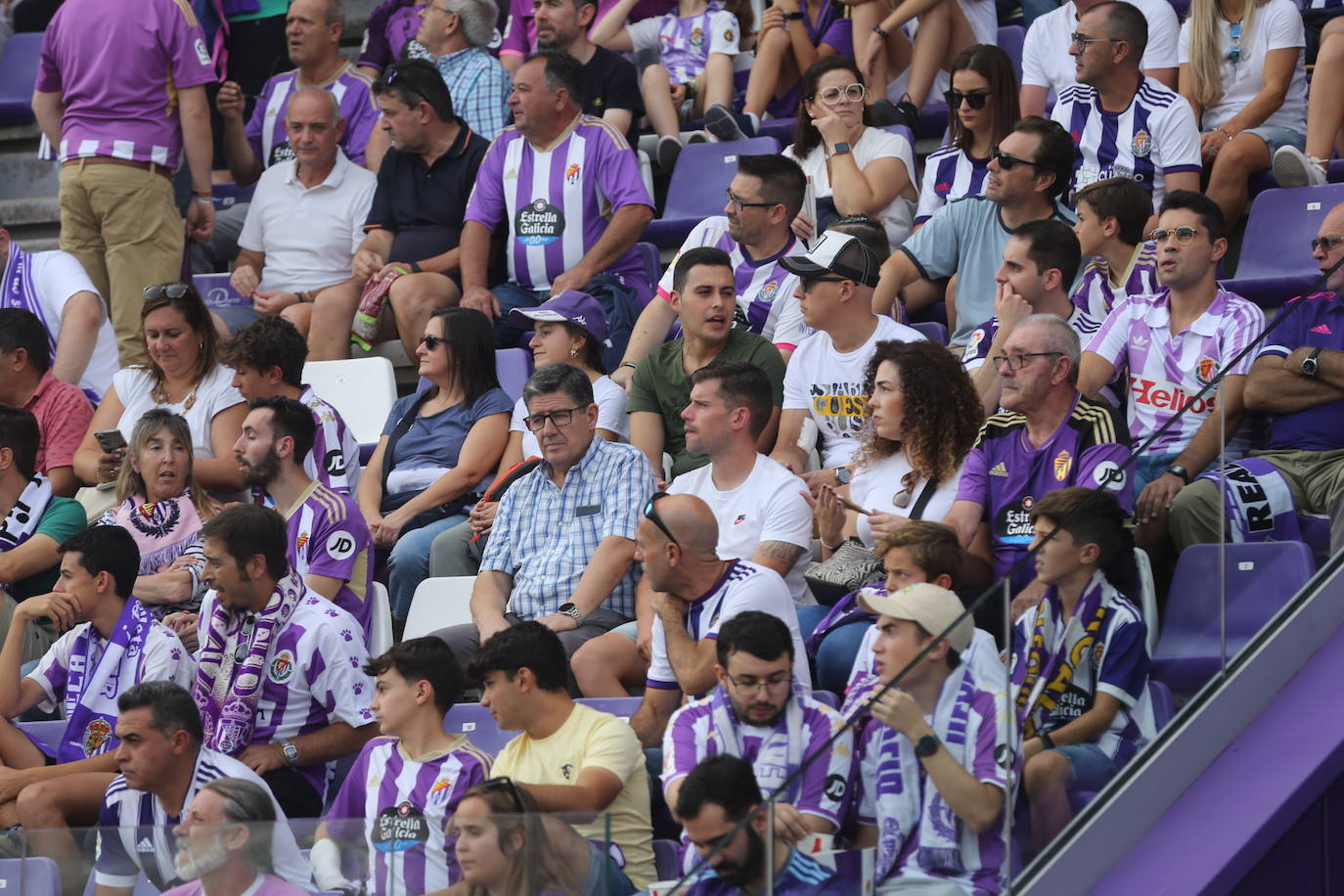 Búscate en la grada del José Zorrilla (1/4)