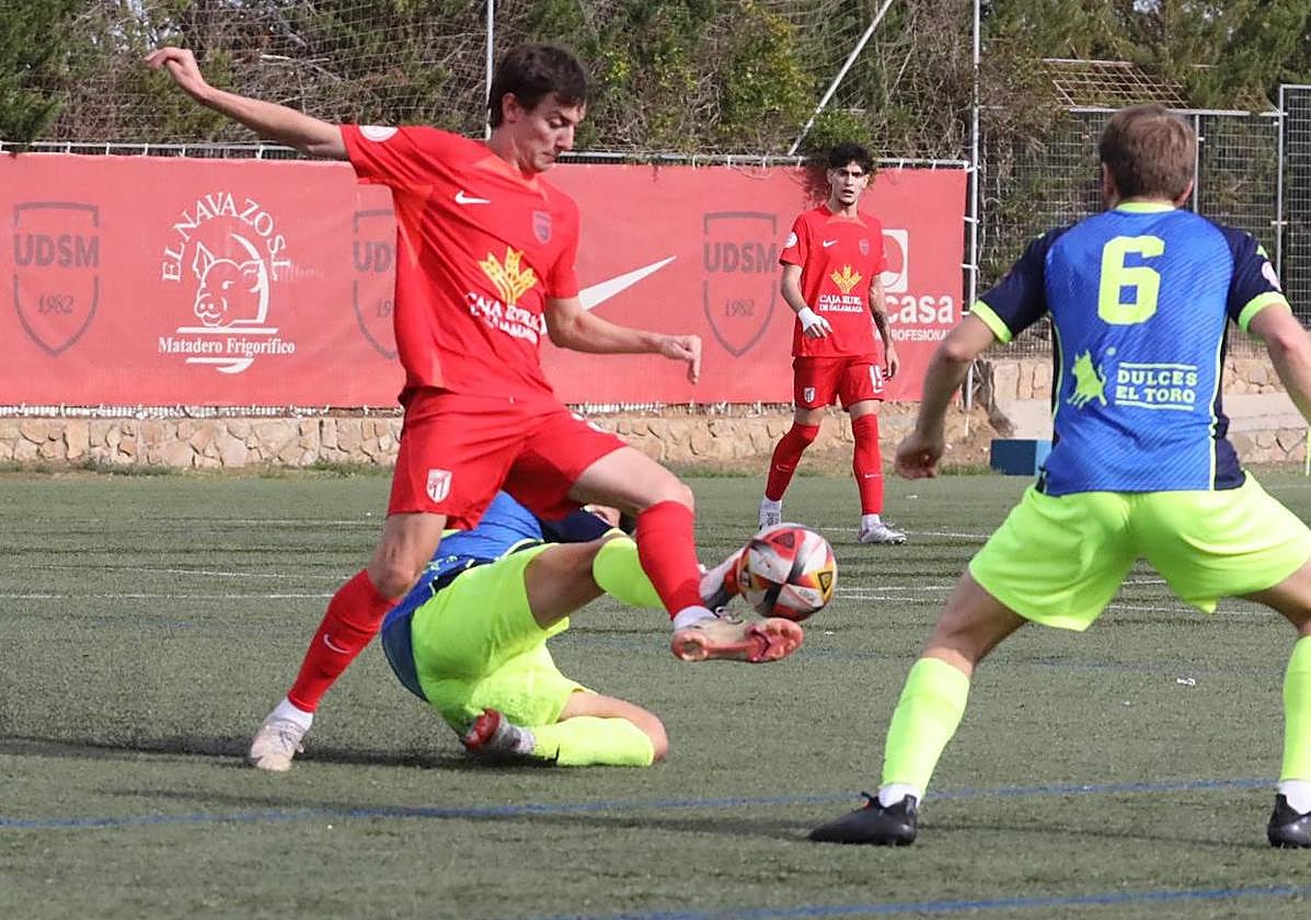 Una jugada del partido disputado en Santa Marta.