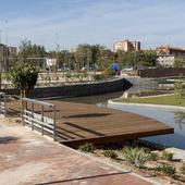 Inauguran la plaza de la Ciudad de la Comunicación sin su anunciada cúpula