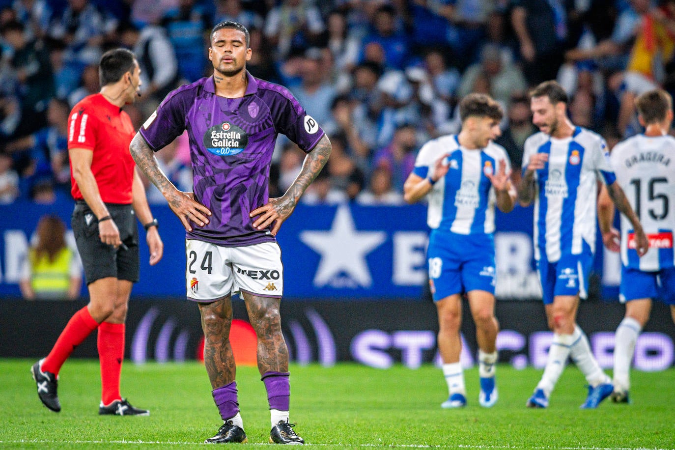 La derrota del Real Valladolid ante el Espanyol, en imágenes