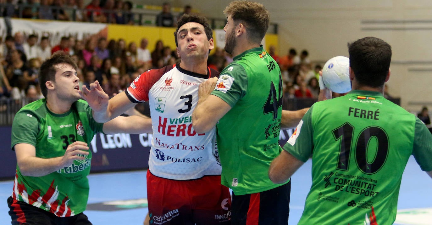 Victoria de Balonmano Nava ante Puerto Sagunto (30-28)
