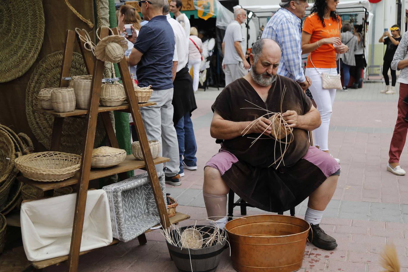 El mercado medieval de Quintanilla de Onésimo, en imágenes