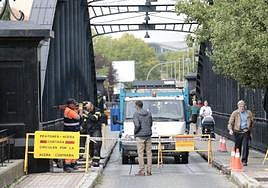 Trabajos de reparación del Puente Colgante.