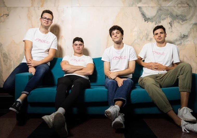 Daniel Cabero (tuba), Manuel Monterrubio (percusión), Manuel Pérez (violín) y Álvaro Vázquez (chelo), integrantes castellanos y leoneses de la Joven Orquesta Nacional de España