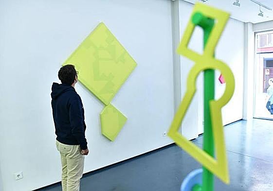 Obras de Fernández Castón, en la Galería Javier Silva.