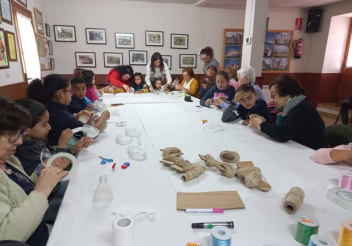Encuentro intergeneracional celebrado este sábado en la localidad vallisoletana de Tordehumos.