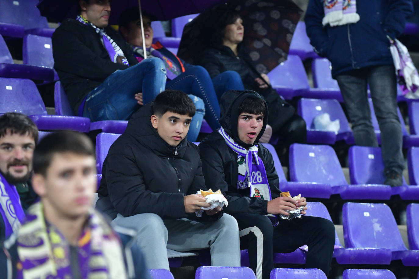 Búscate en las gradas del José Zorrilla (2 de 4)