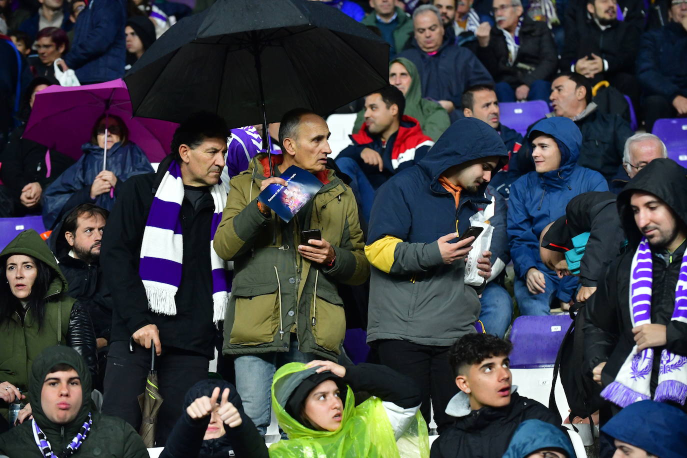 Búscate en las gradas del José Zorrilla (3 de 4)