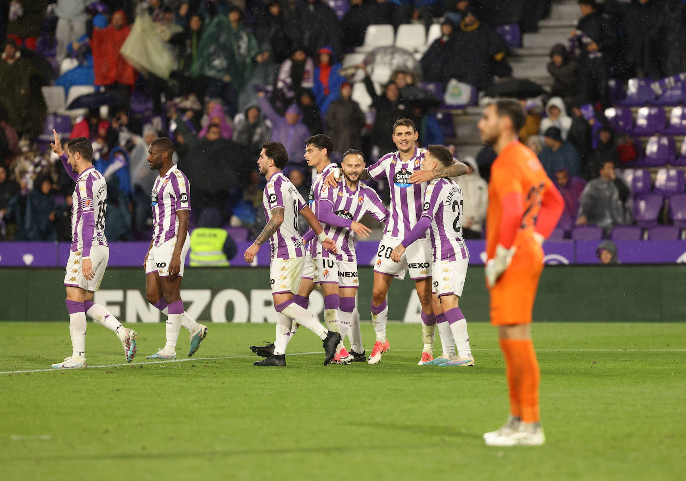 La victoria del Real Valladolid frente al Andorra, en imágenes