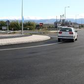 Embiste a otro coche después de conducir sin neumáticos por la carretera de Arévalo