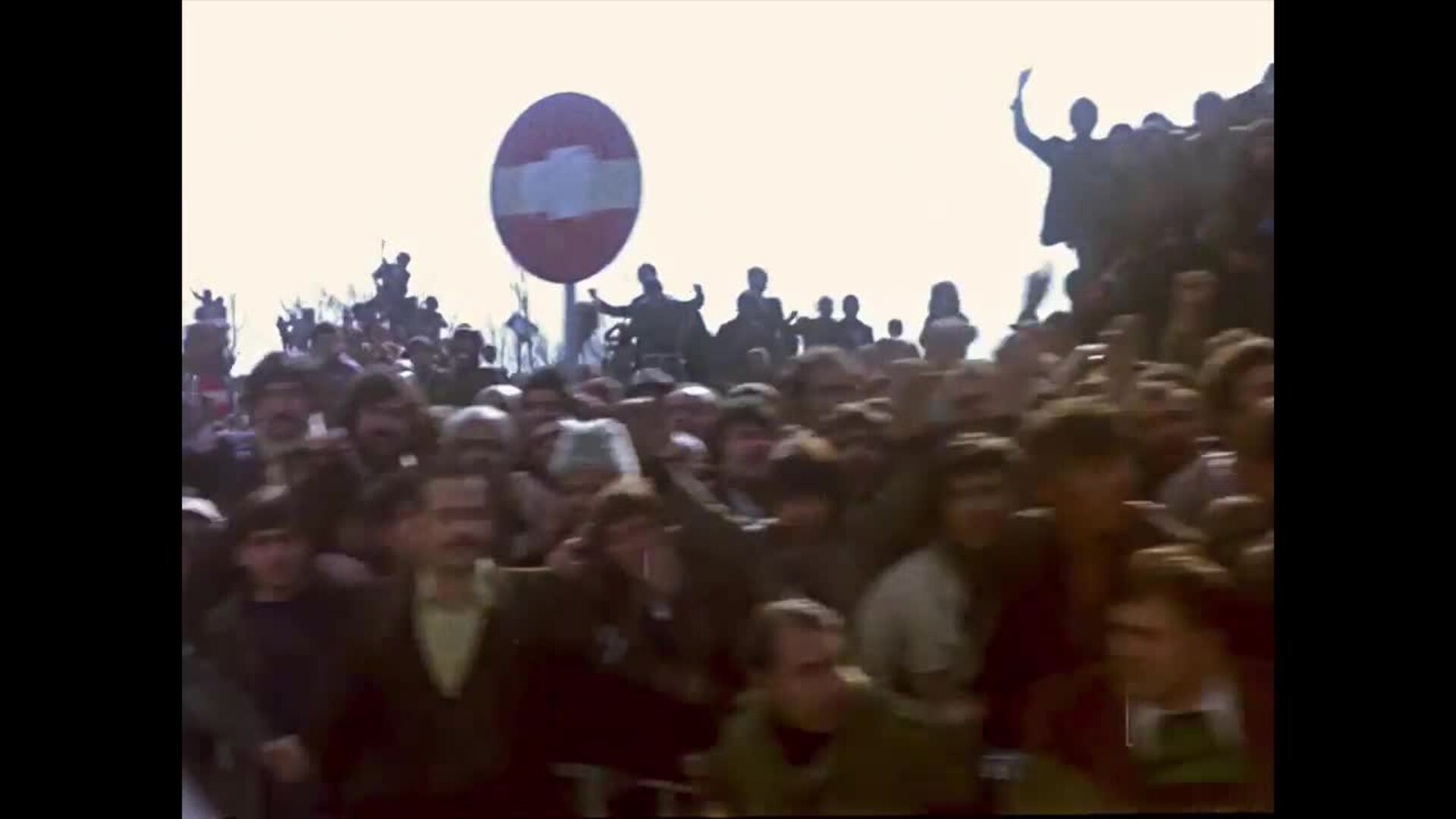 Seminci: Trailer de 'Between Revolutions' | El Norte de Castilla