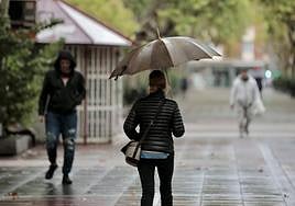 Lluvia en Valladolid durante el paso del temporal Aline la semana pasada.