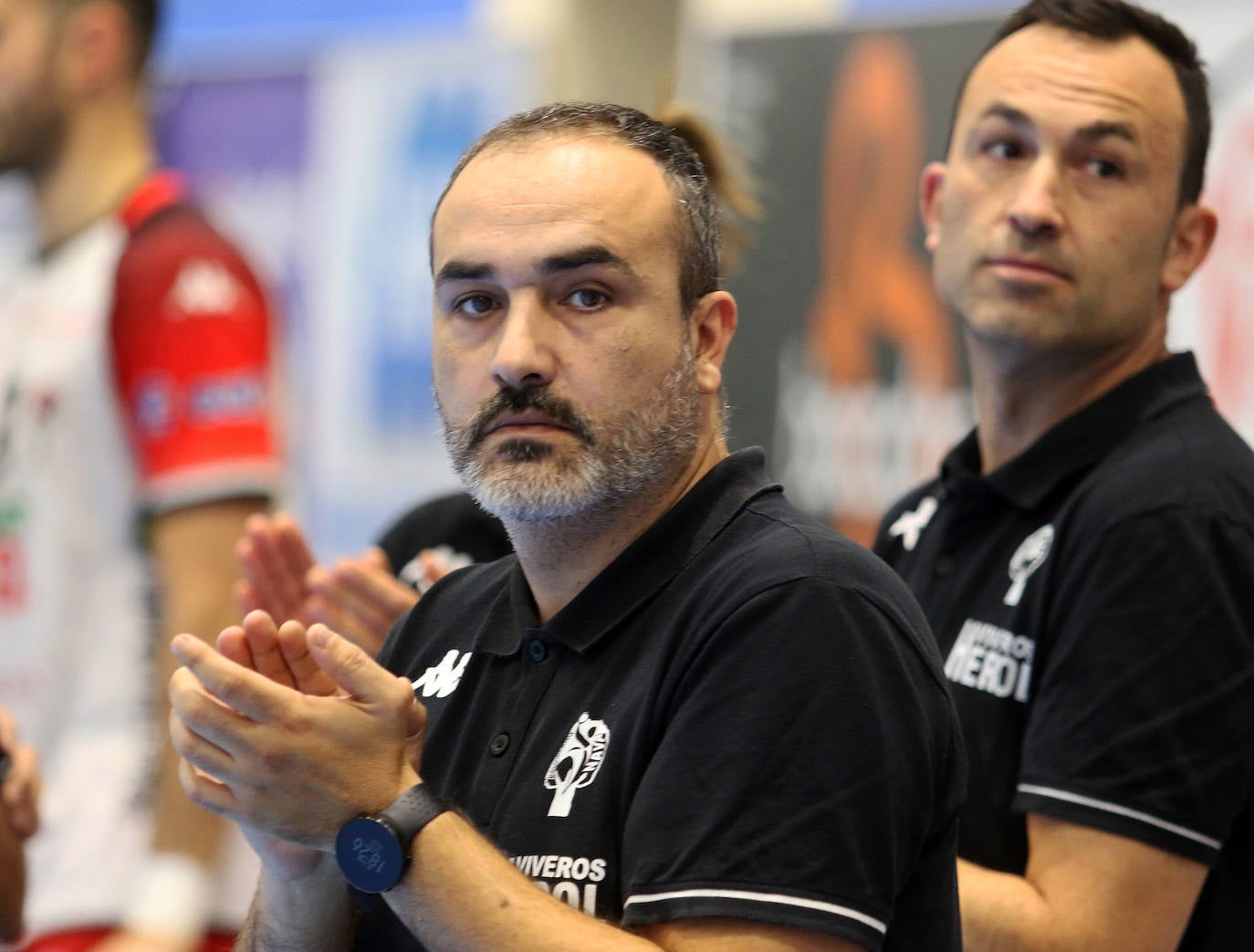Balonmano Nava tutea al Barcelona