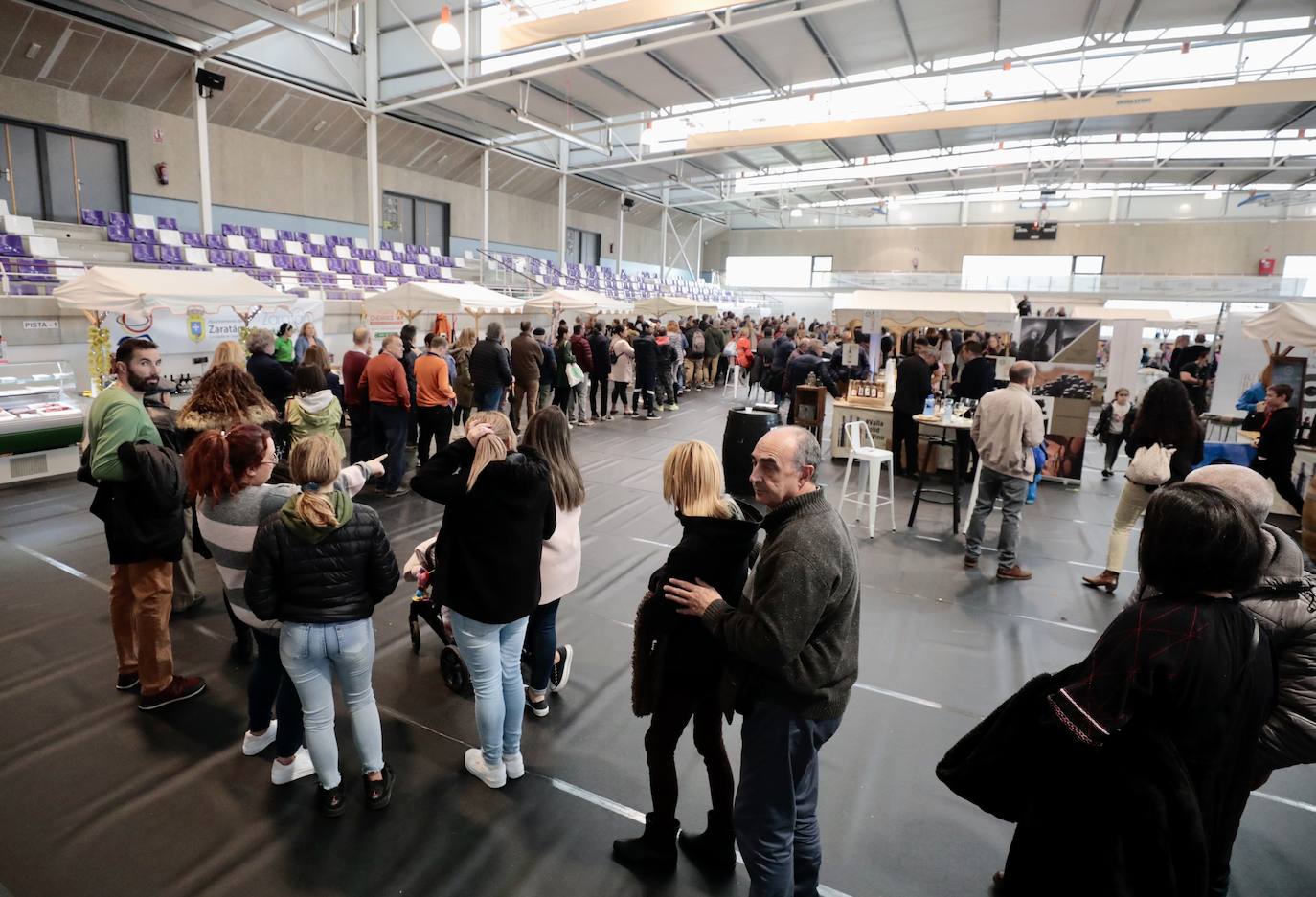En imágenes, la III Feria Gastronómica de la Salchicha