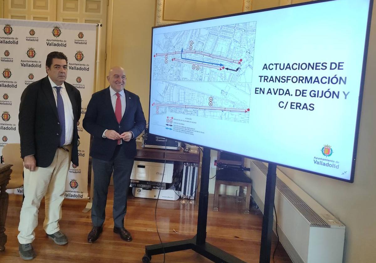 Alberto Gutiérrez Alberca y Jesús Julio Carnero presentan las obras de reversión de carriles y las actuaciones en Movilidad.