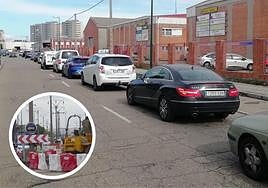 Atascos este martes al mediodía en la calle Vázquez de Menchaca y detalle del tramo cortado del cruce de la avenida de El Norte de Castilla con Forja.