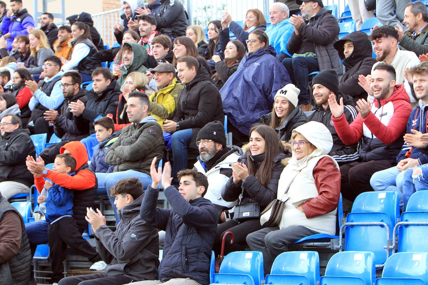 Búscate en las gradas de La Albuera en el Turégano - Celta