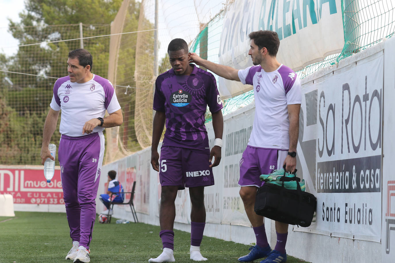 El partido entre el Real Valladolid y la Peña Deportiva, en imágenes