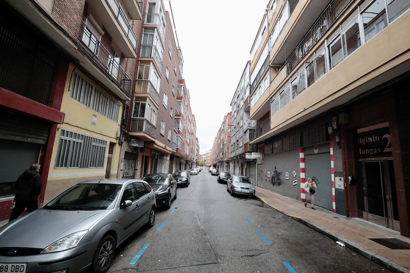 Calle Higino Mangas, en Vadillos.