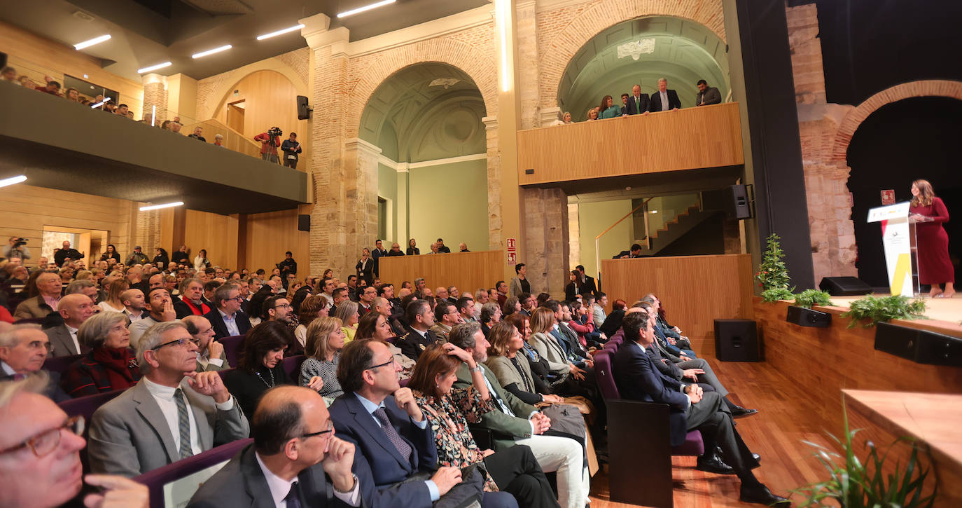 Inauguración del centro de artes escénicas de Paredes de Nava