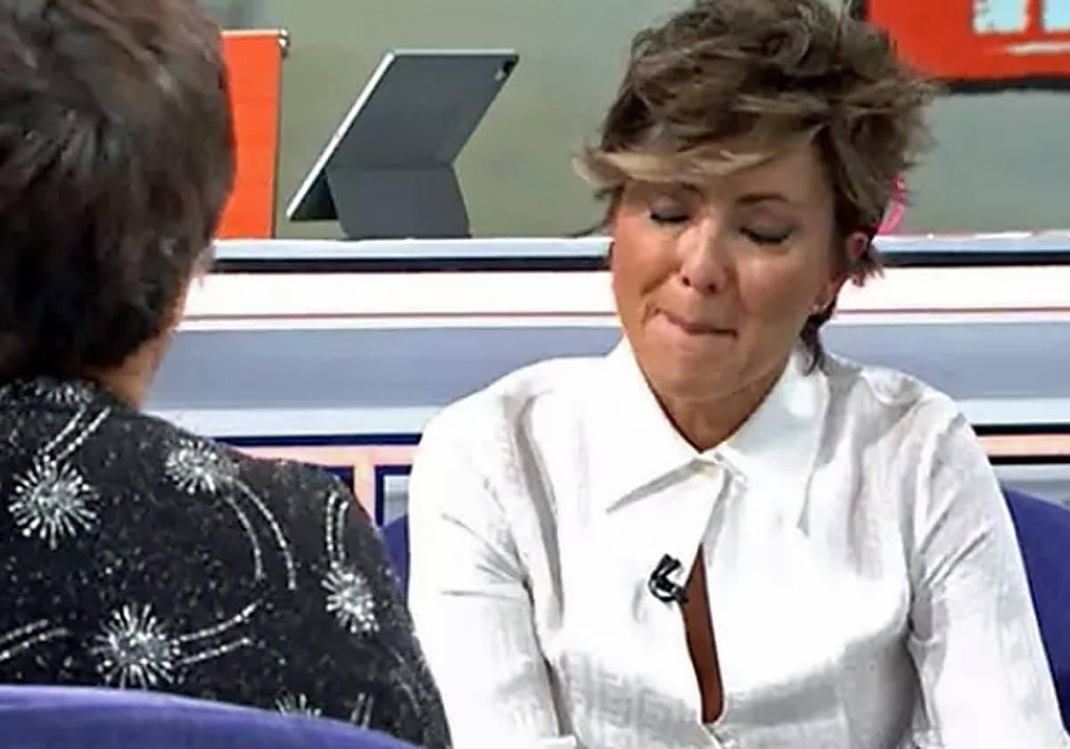 Sonsoles Ónega, en el momento que rompe a llorar.