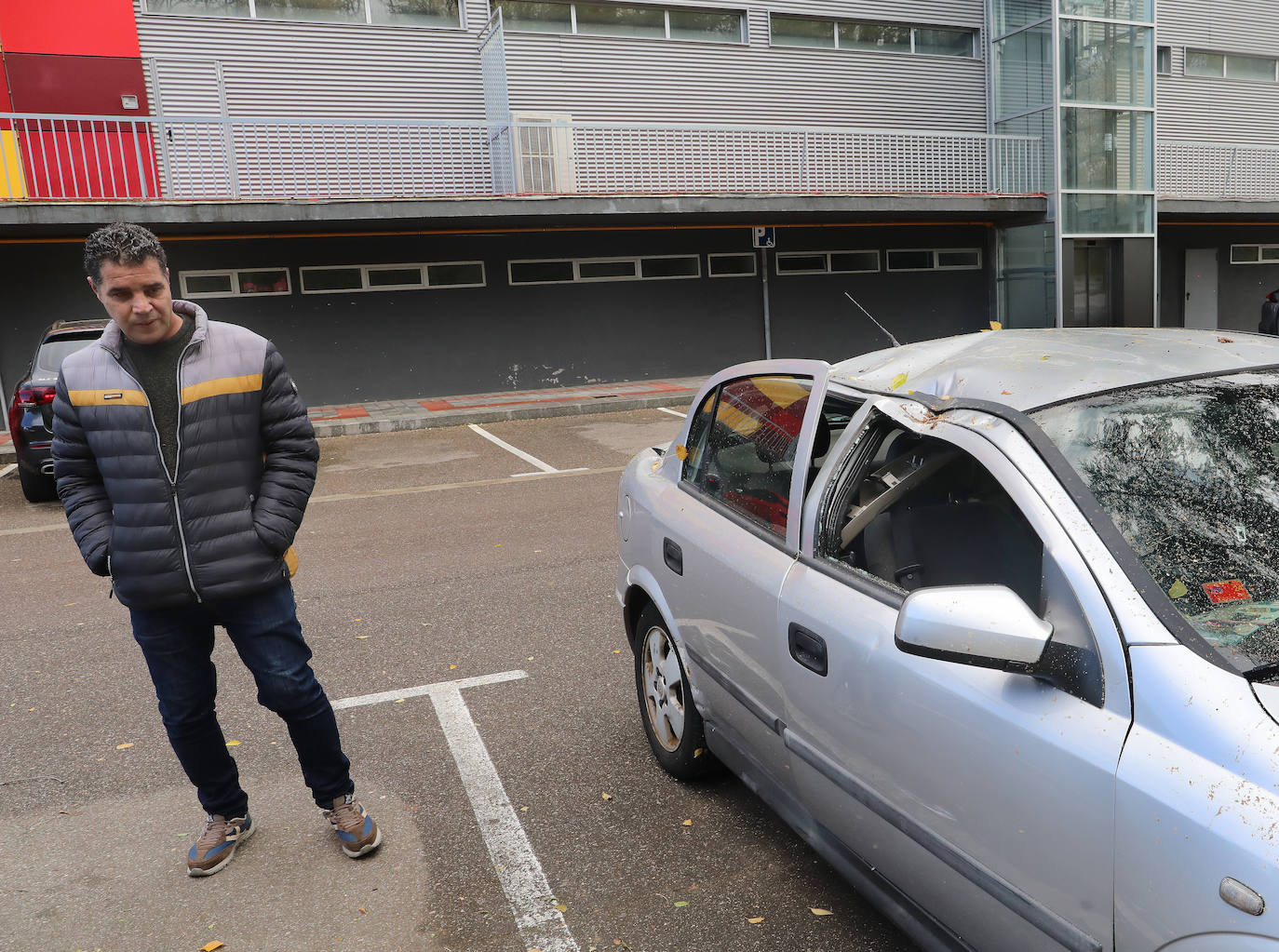 Los efectos de las intensas rachas de viento en Palencia
