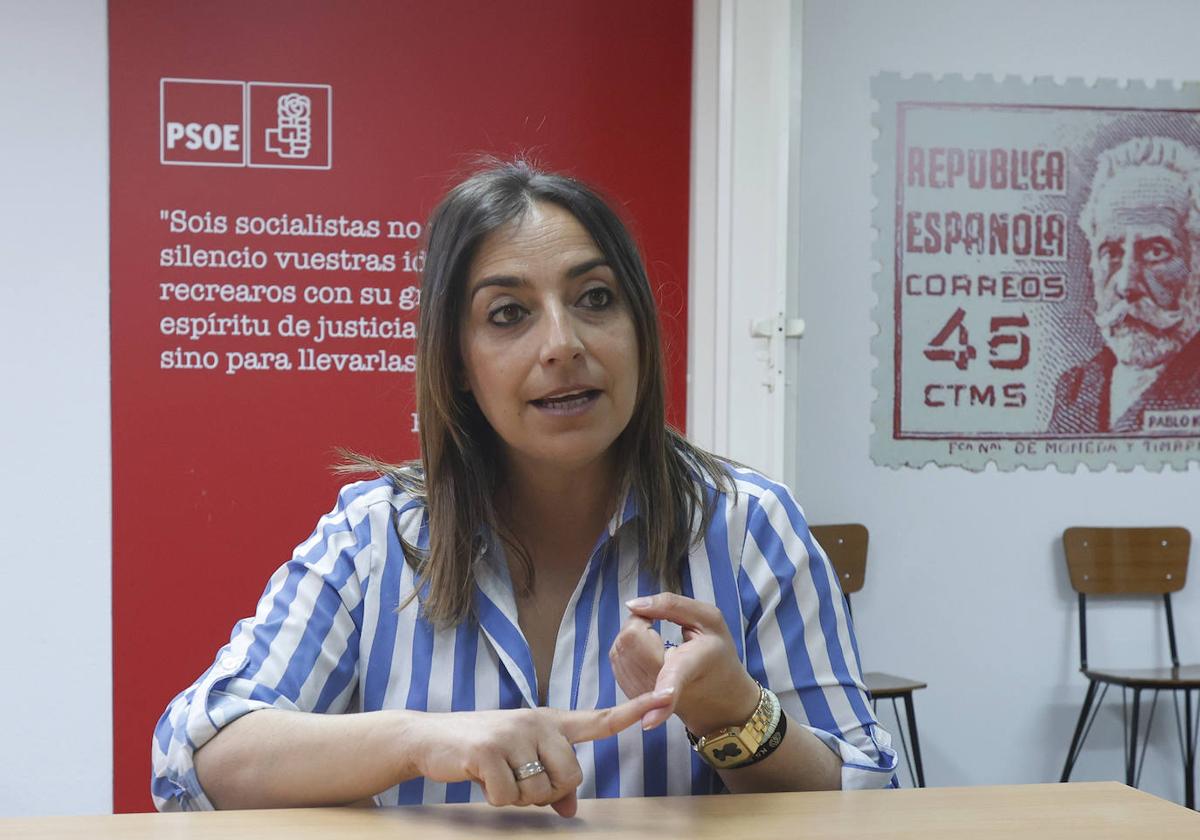 Miriam Andrés, alcaldesa de Palencia, en la antigua sede del partido.