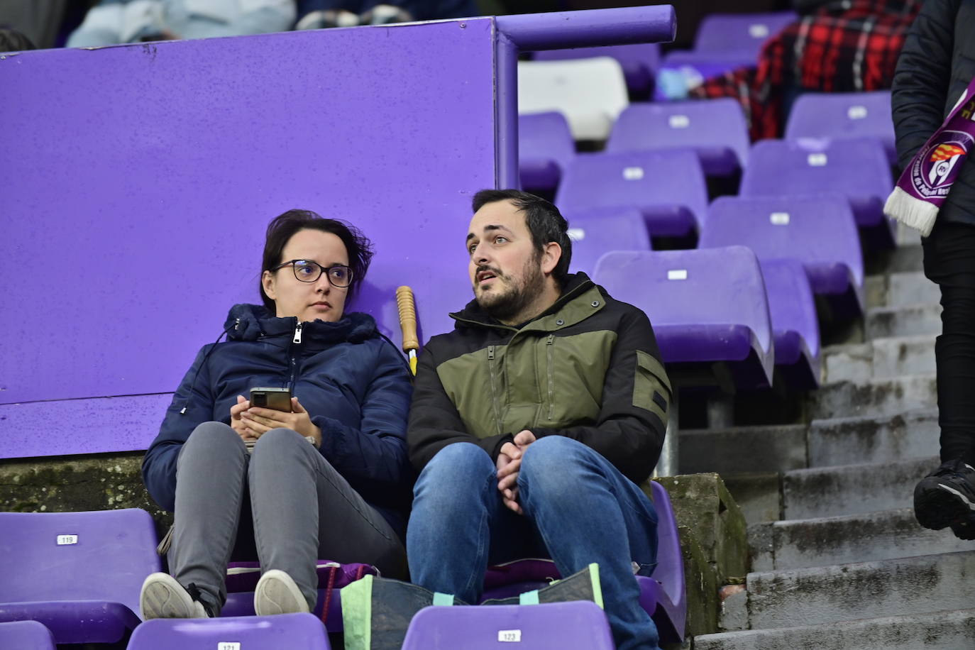 Búscate en la grada del estadio José Zorrilla (2/4)