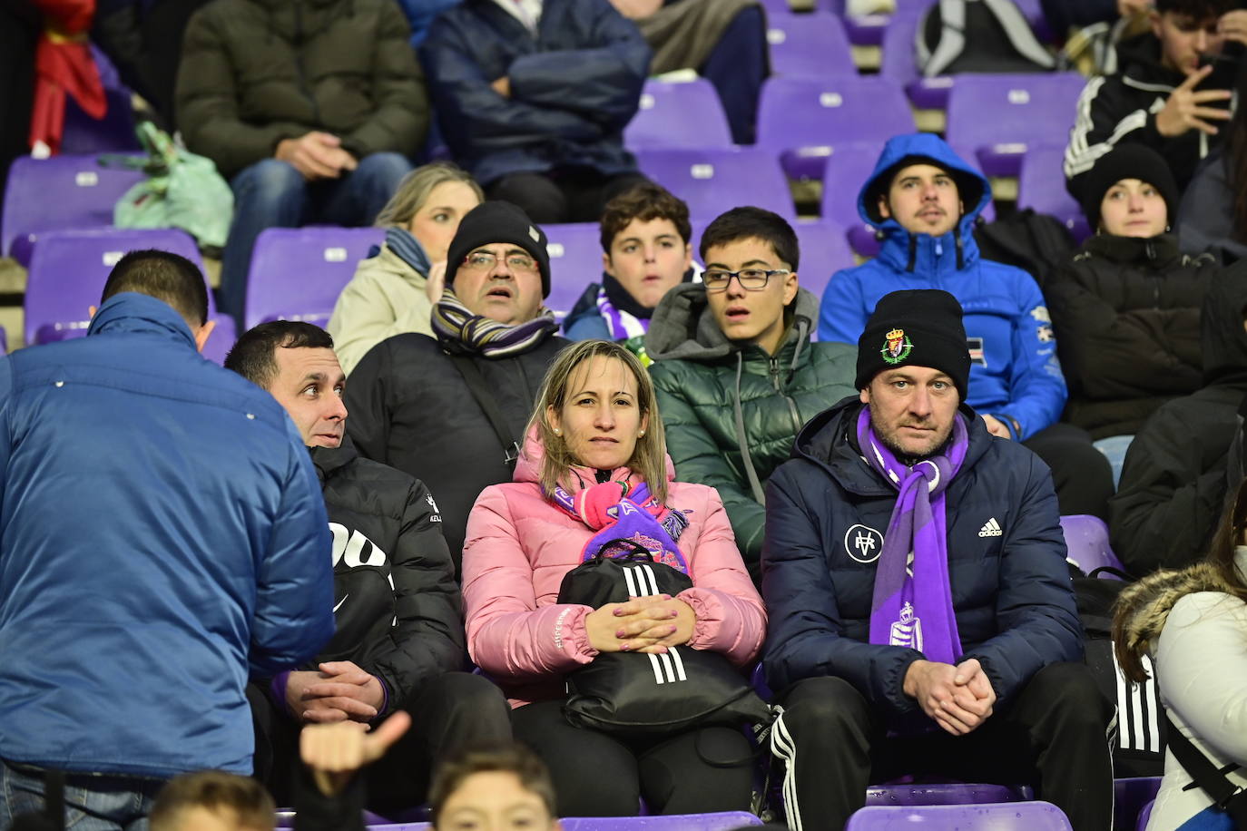 Búscate en la grada del estadio José Zorrilla (3/4)