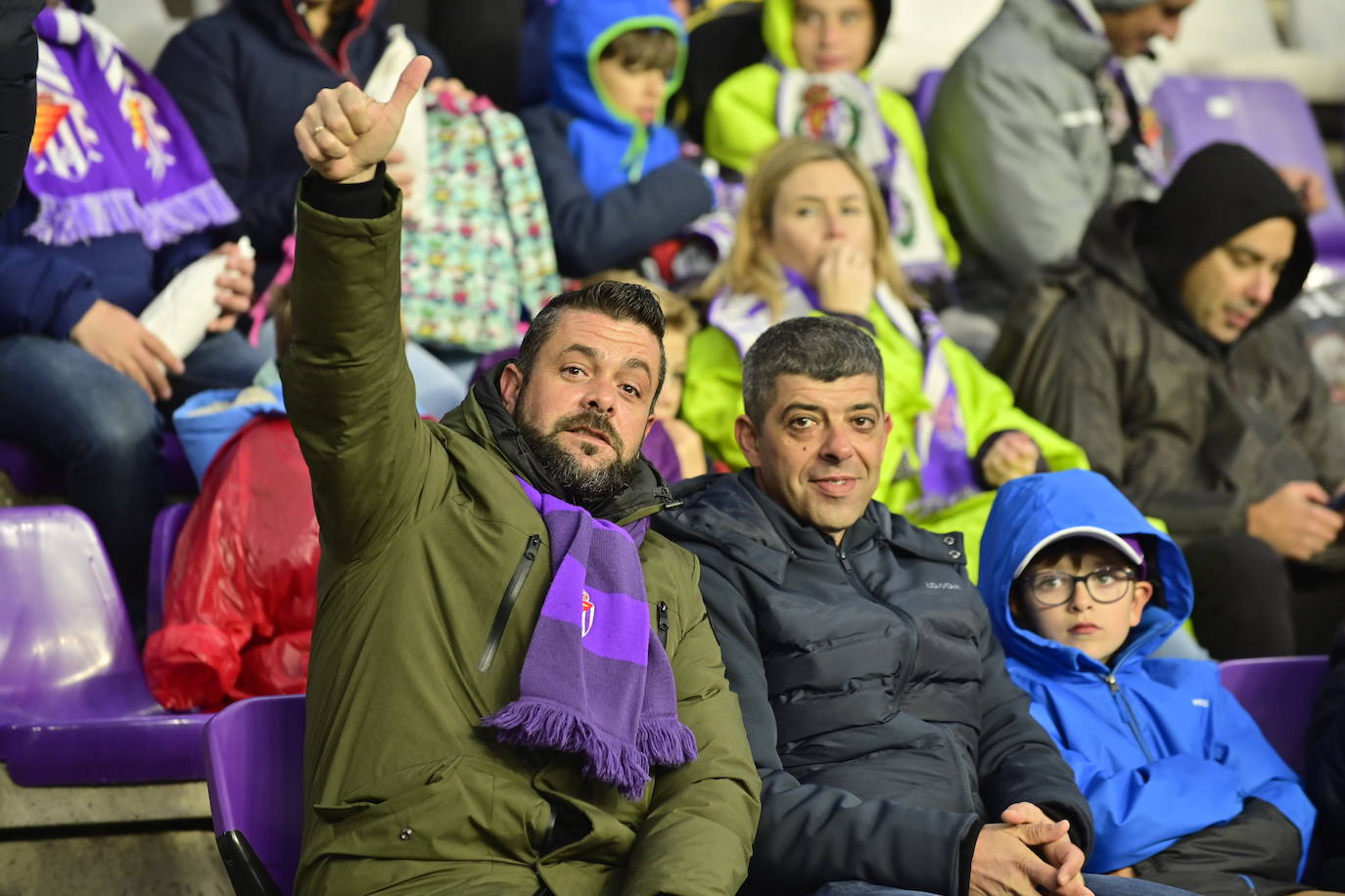 Búscate en la grada del estadio José Zorrilla (4/4)