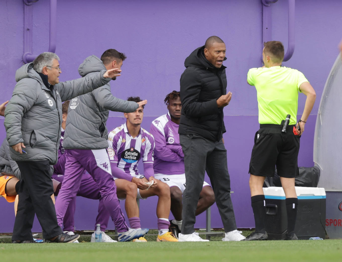 El partido entre el Real Valladolid B y el Ourense, en imágenes