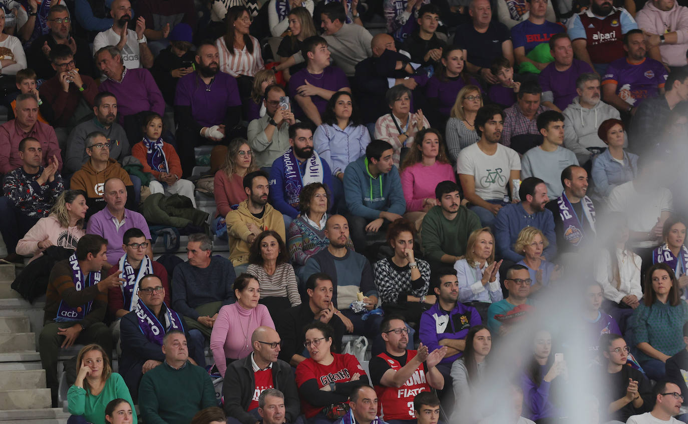 Búscate en las gradas del Zunder Palencia-Girona