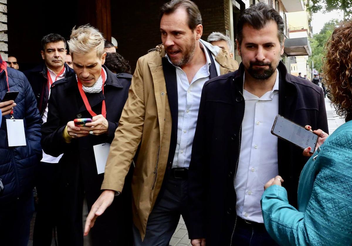 Óscar Puente y Luis Tudanca, antes del Comité Federal del PSOE celebrado el pasado día 28 de octubre en Madrid.