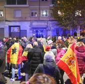 Segunda jornada de protestas contra la amnistía frente a varias sedes del PSOE