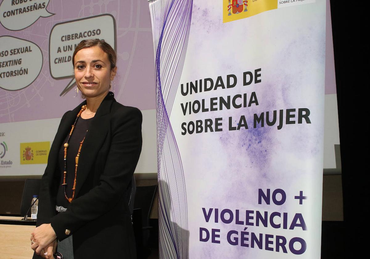 María José Garrido, comandante de la Guardia Civil, en las jornadas de la UVA.