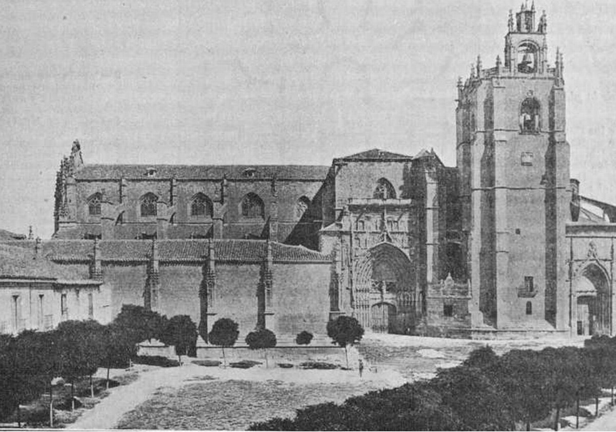 Imagen principal - Arriba, la catedral de Palencia en la visita de 1903; abajo, excursión a Navacerrada y fotografía en la Cruz del Pelícano, de Portillo, en 1906.