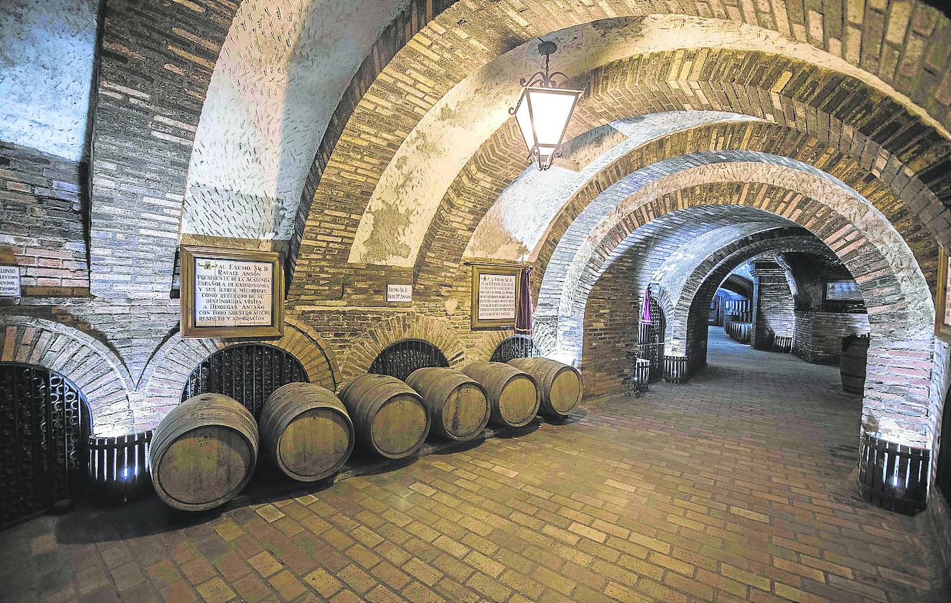 La región lidera el enoturismo nacional con medio millón de visitas al año