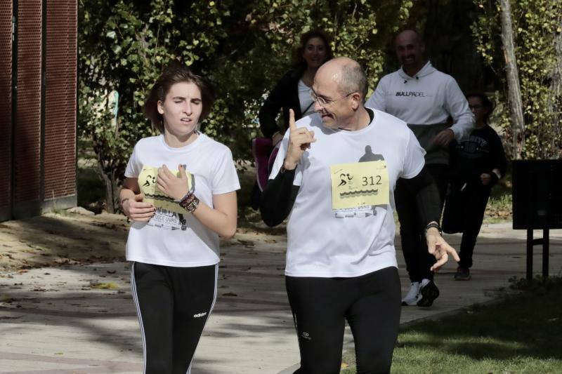 Alumnos, padres y profesores corren en Rio Running