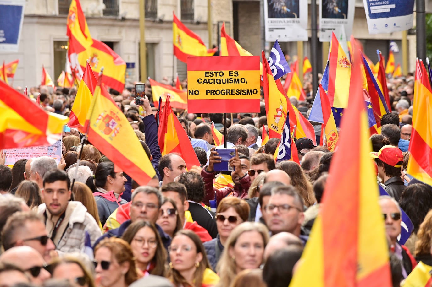 Concentración de protesta contra la amnistía en Valladolid