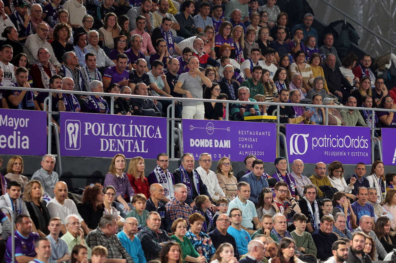 Búscate en las gradas del Zunder-UCAM Murcia