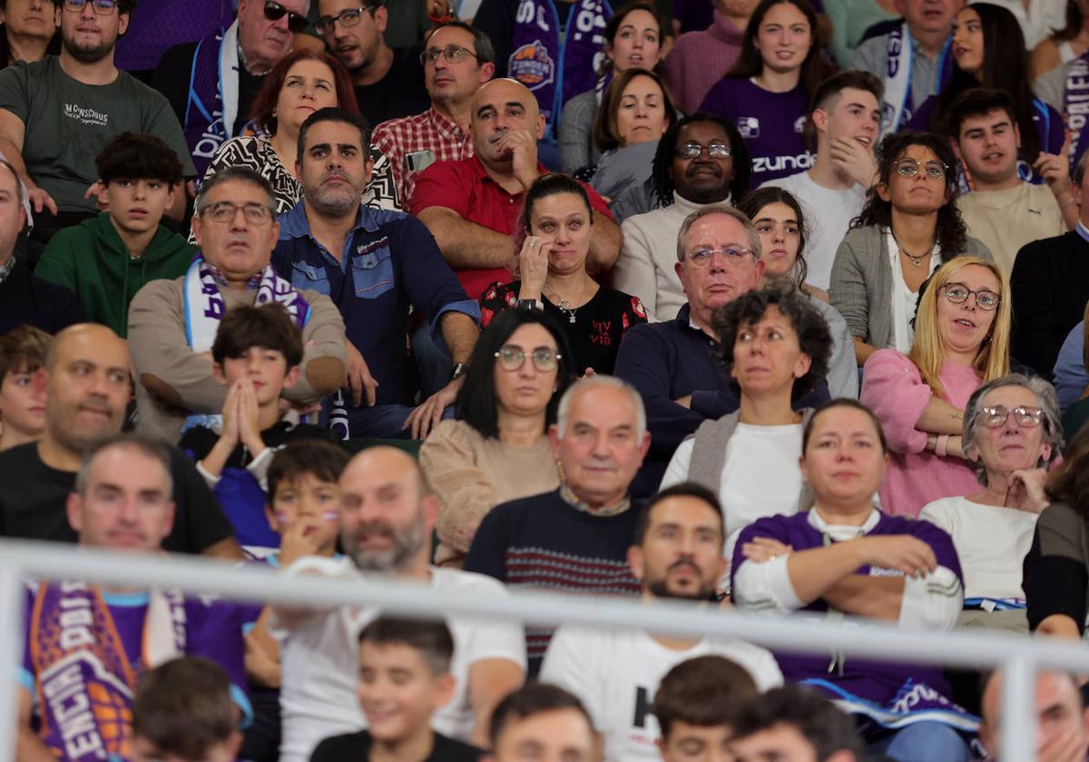 Búscate en las gradas del Zunder-UCAM Murcia