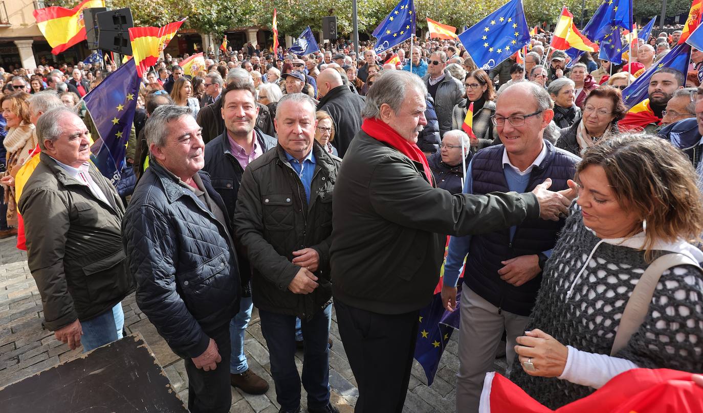 Los palentinos claman contra la amnistía en la Plaza Mayor