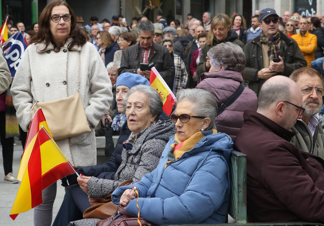 La concentración en Segovia contra la amnistía, en imágenes (1 de 2)